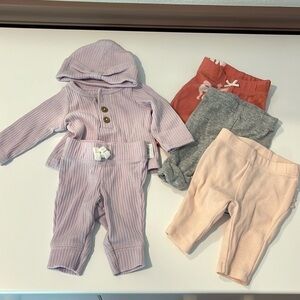 Premie bundle of baby clothes